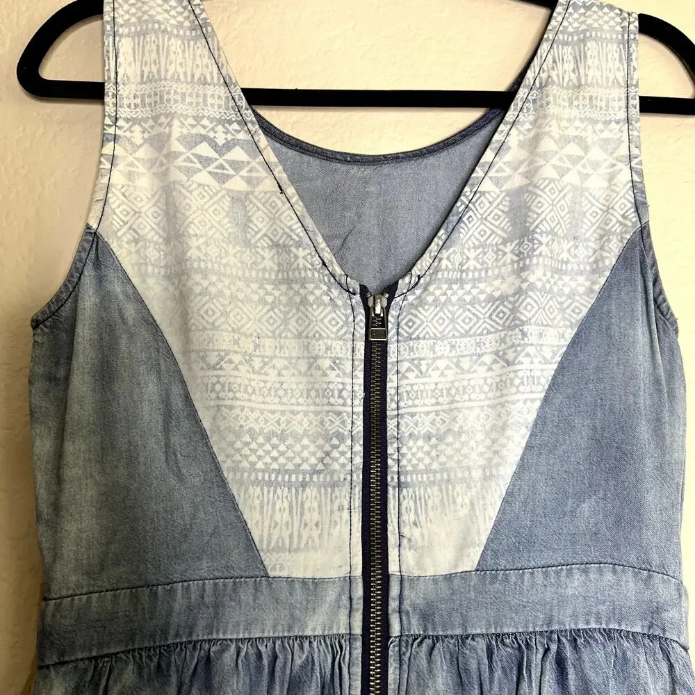 Miss Me Sweet surprise Chambray Mini Dress Women Size Small Blue A-line Crochet